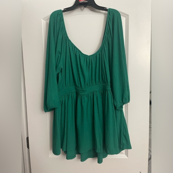 Torrid peplum scoop neck top - Picture 4 of 5